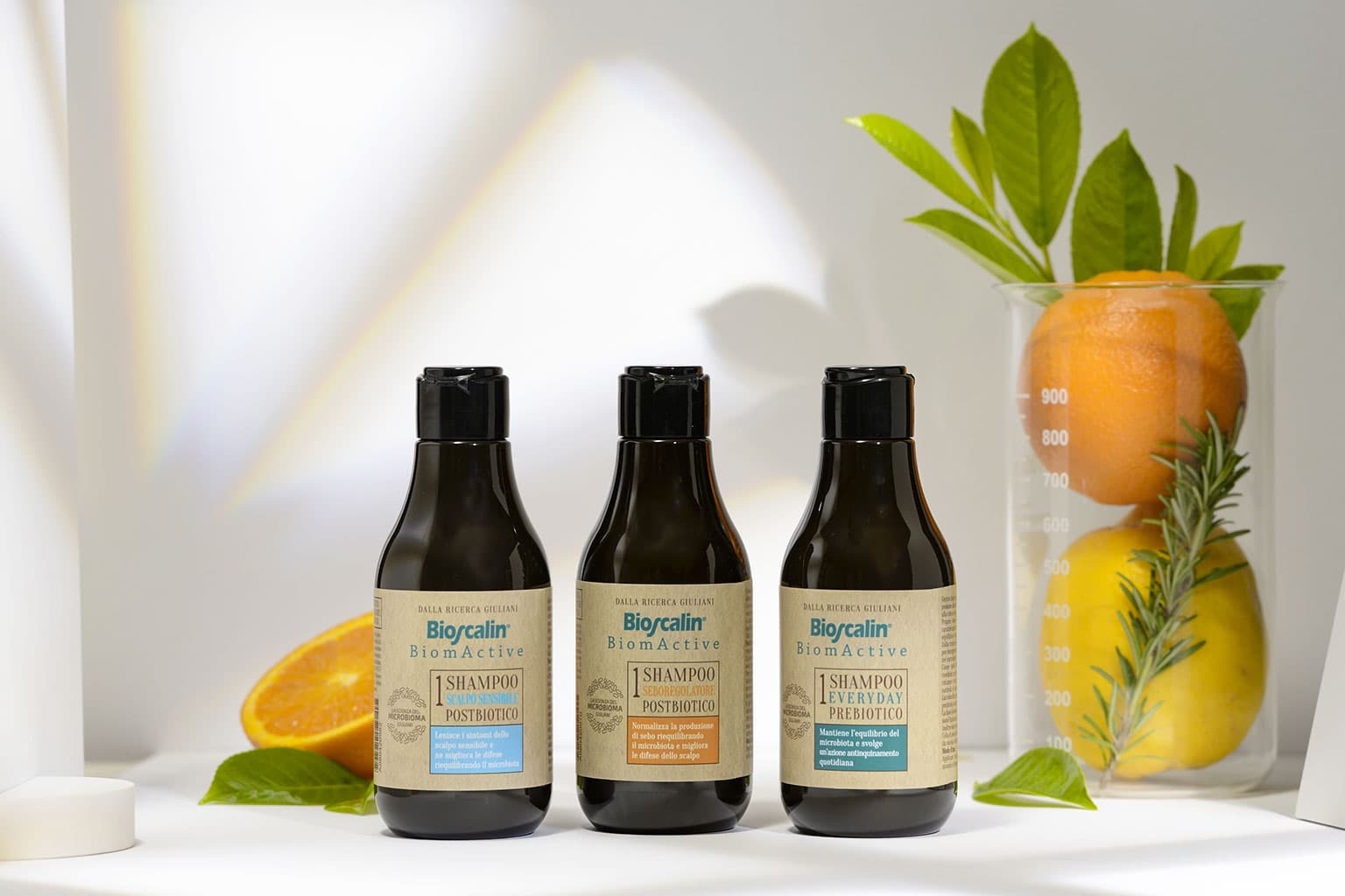 LAVARE I CAPELLI OGNI GIORNO CON BIOSCALIN® BIOMACTIVE
