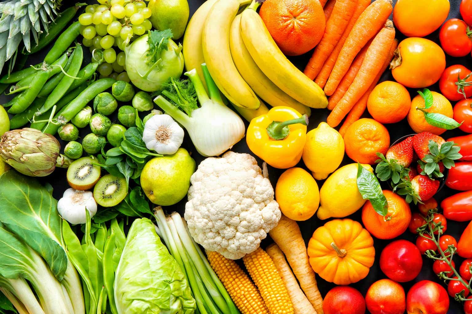 QUALI NUTRIENTI AUMENTANO LE DIFESE DI PELLE E CAPELLI DAL SOLE?
