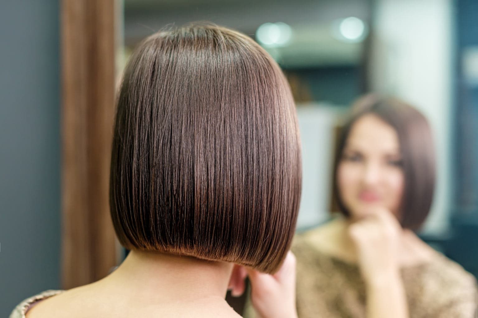 CAPELLI: INIZIA L’ANNO DANDOCI UN TAGLIO 2022