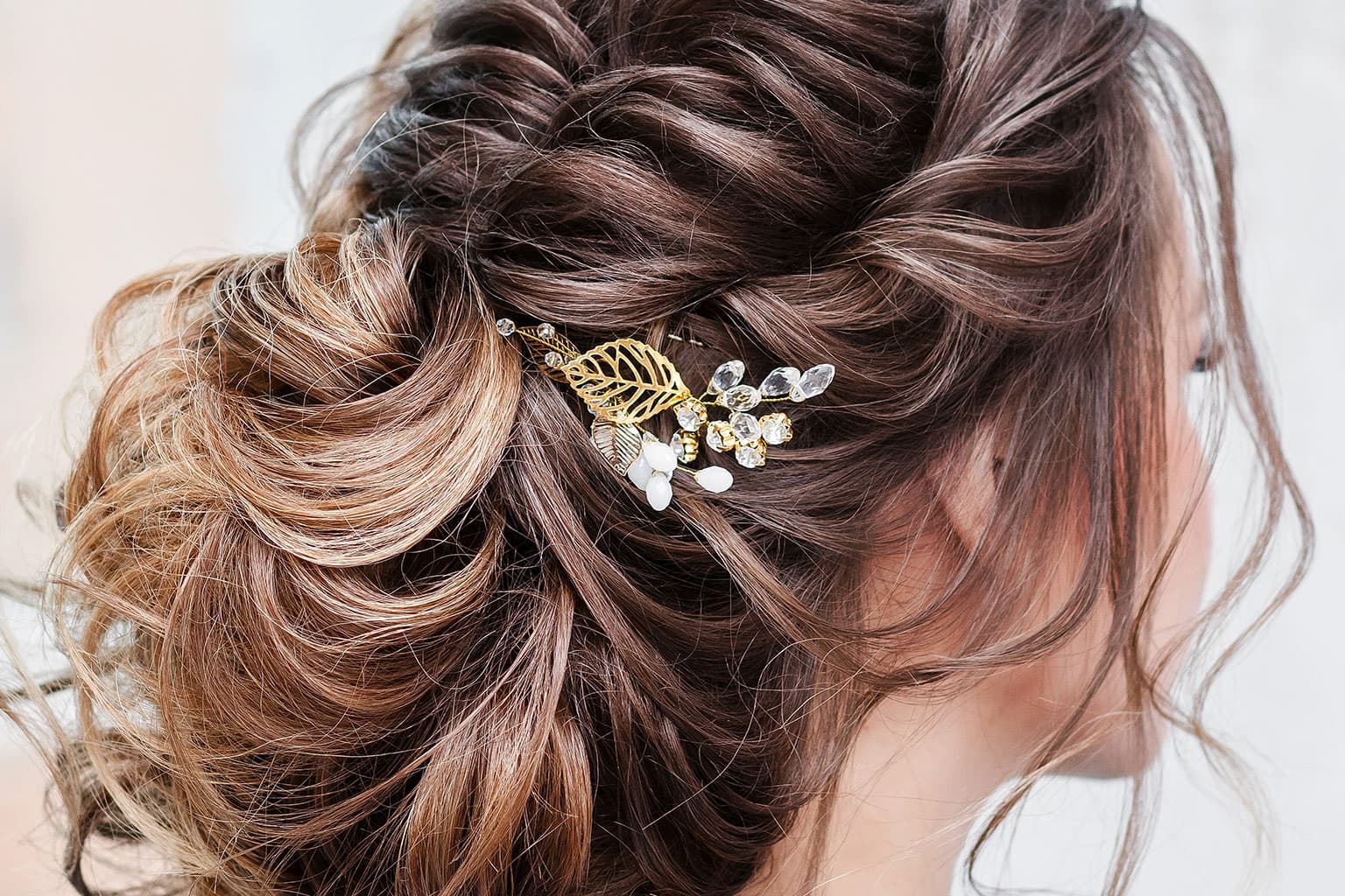 PRIMAVERA SBOCCIANO GLI ACCESSORI PER CAPELLI
