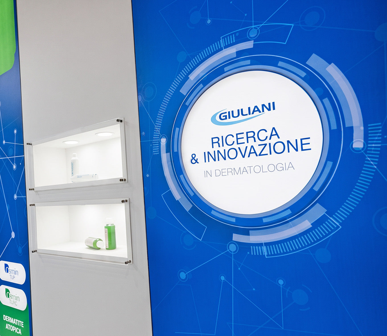 Spazio espositivo Giuliani dedicato alla ricerca e all’innovazione in dermatologia.
